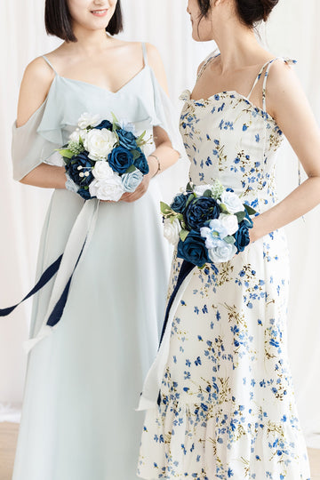 Bridesmaid Bouquet in Noble Navy Blue