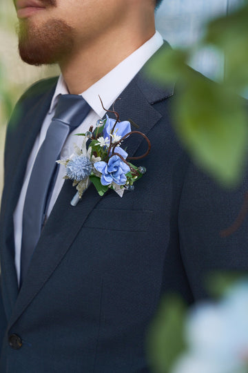 Boutonnieres in Timeless French Blue & White