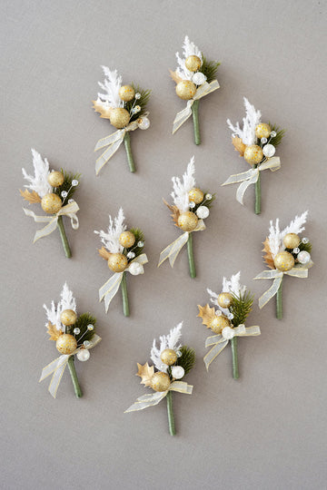 Boutonnieres for Guests in Champagne Christmas | Clearance