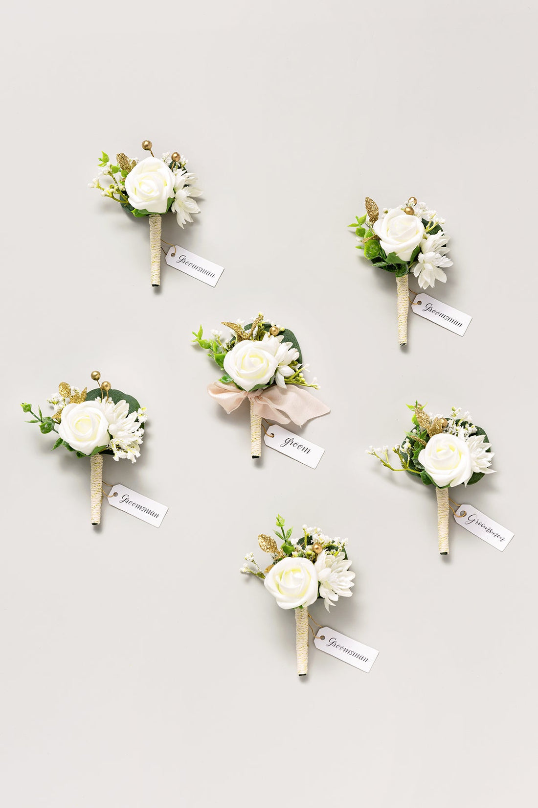 Boutonnieres in Ivory