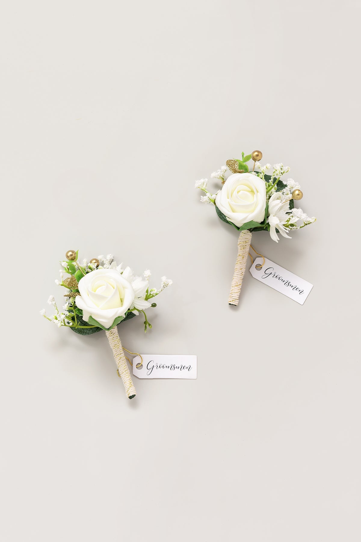 Boutonnieres in Ivory