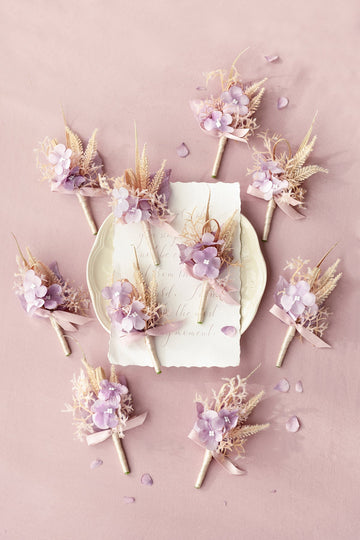 Boutonnieres for Guests in Lavender Aster & Burnt Orange