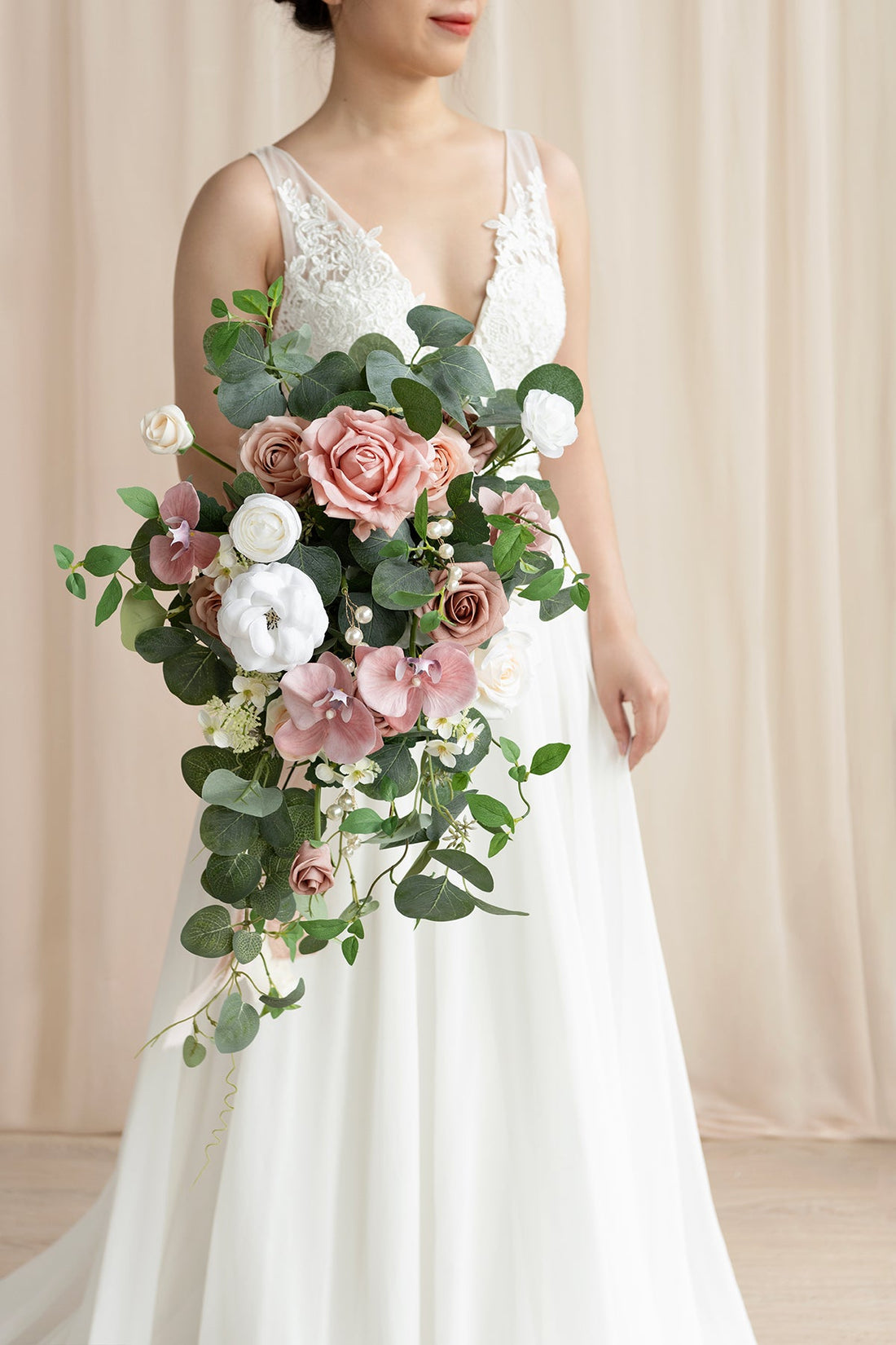 Medium Cascade Bridal Bouquet in Dusty Rose & Cream